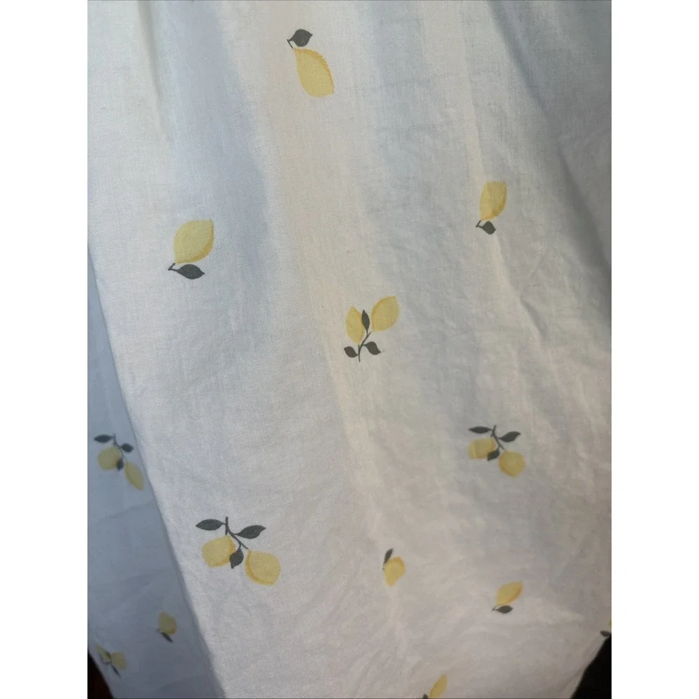 St Johns Bay Short Sleeve Collared Button Up White With Lemons Size XL - Picture 3 of 5